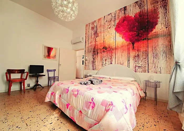 Accogliente Casa Indipendente Con Wi-fi Gratuito, A Due Passi Dal Centro E Dalle Attrazioni Apartament Rawenna