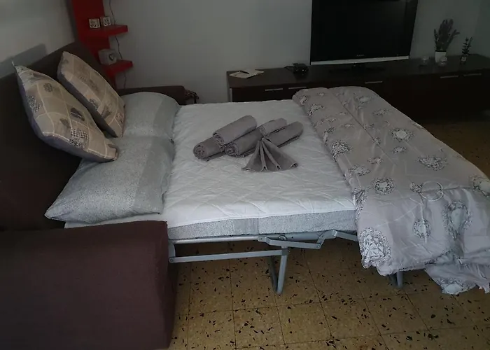 Apartament Accogliente Casa Indipendente Con Wi-fi Gratuito, A Due Passi Dal Centro E Dalle Attrazioni