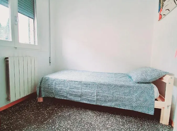 Accogliente Casa Indipendente Con Wi-fi Gratuito, A Due Passi Dal Centro E Dalle Attrazioni *