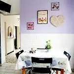 Accogliente Casa Indipendente Con Wi-Fi Gratis, Vicino Al Centro E Alle Attrazioni, 3 Camere Lejlighed *