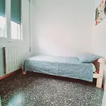Accogliente Casa Indipendente Con Wi-Fi Gratis, Vicino Al Centro E Alle Attrazioni, 3 Camere *