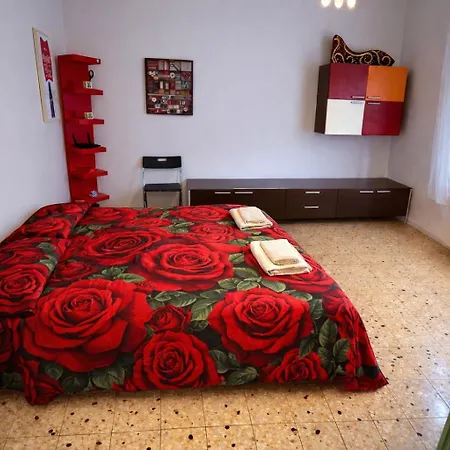 Accogliente Casa Indipendente Con Wi-fi Gratis, Vicino Al Centro E Alle Attrazioni, 3 * Rawenna