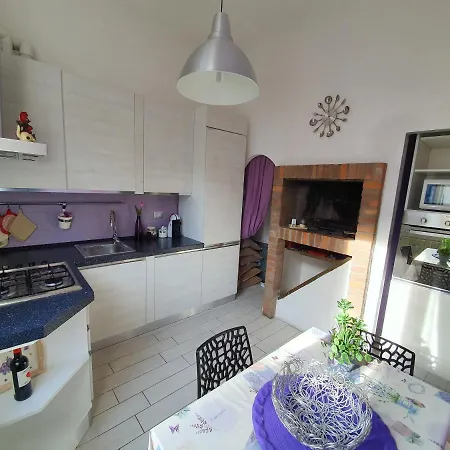 Accogliente Casa Indipendente Con Wi-fi Gratis, Vicino Al Centro E Alle Attrazioni, 3