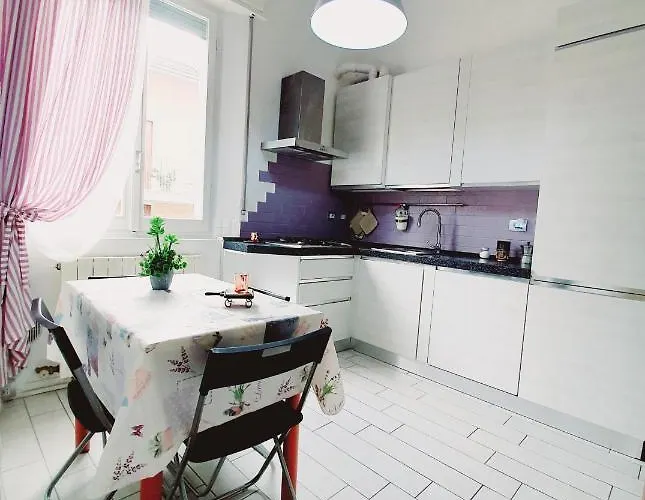 Accogliente Casa Indipendente Con Wi-fi Gratuito, A Due Passi Dal Centro E Dalle Attrazioni Ravenna