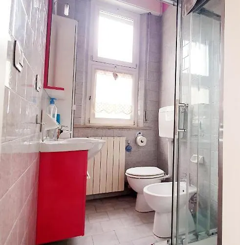 Accogliente Casa Indipendente Con Wi-fi Gratuito, A Due Passi Dal Centro E Dalle Attrazioni Lägenhet Ravenna