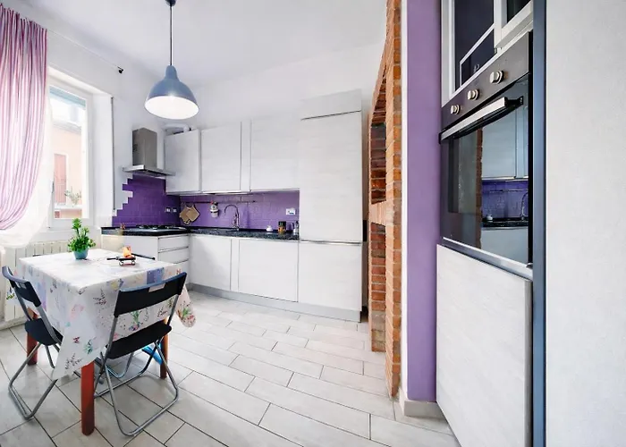 Accogliente Casa Indipendente Con Wi-Fi Gratis, Vicino Al Centro E Alle Attrazioni, 3 Camere Apartament *